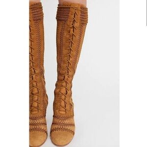 Free People Blaire Lace-up Boots Whiskey Suede
Woven Crochet SOLD OUT